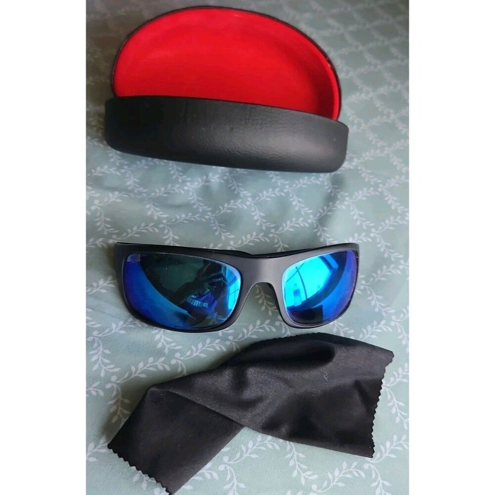 Maui 2022M Men's Black Rectangle Sunglasses Blue Mirrored Lens 100% UV